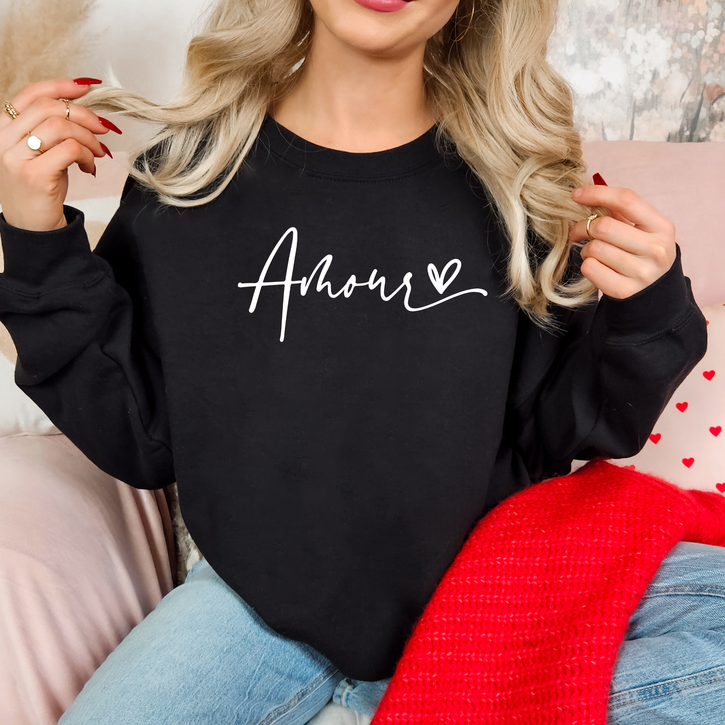 Amour Sweatshirt – Share the Love in Style