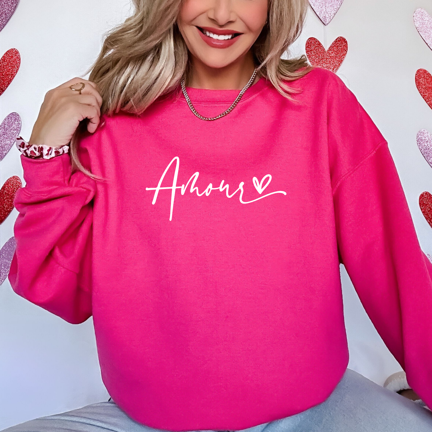 Amour Sweatshirt – Share the Love in Style