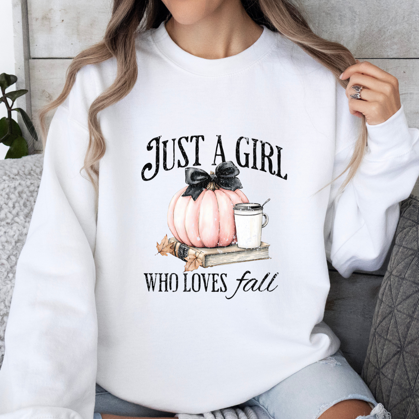 Just a Girl Who Loves Fall – Cozy & Charming Autumn Style Sweatshirt