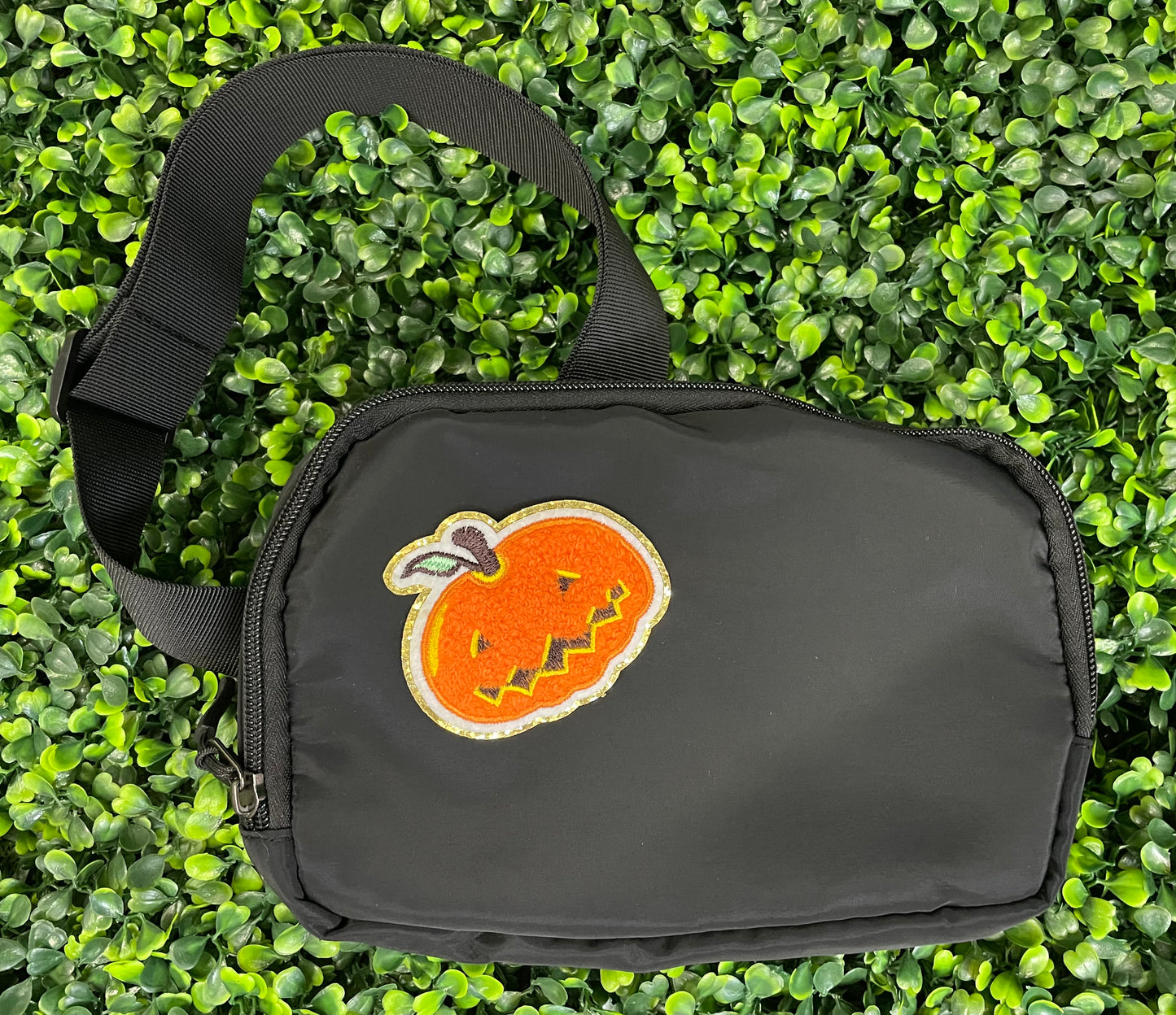 Glittering Smiling Pumpkin Embroidered Patch