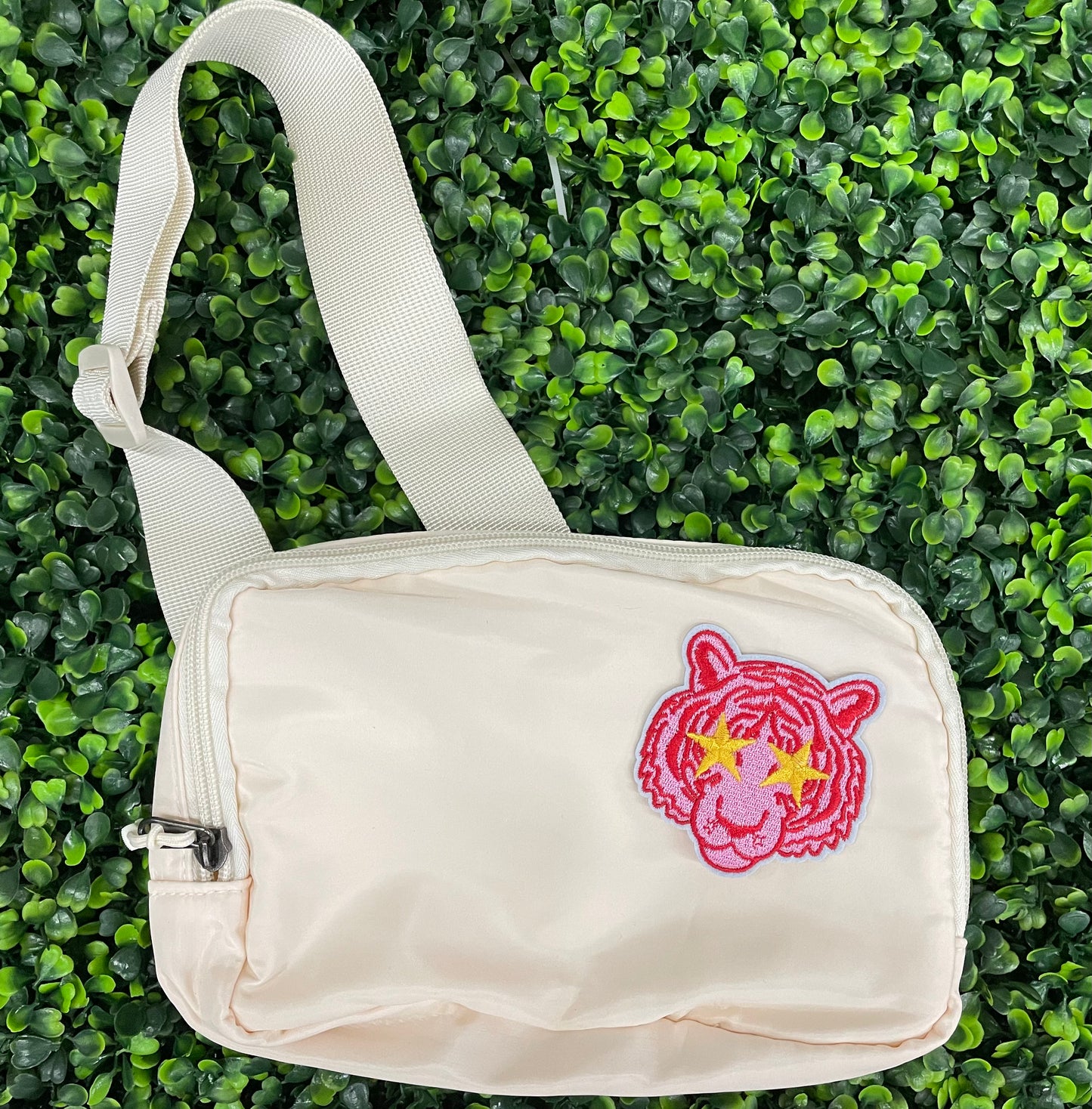 Starry-Eyed Tiger Embroidered Patch
