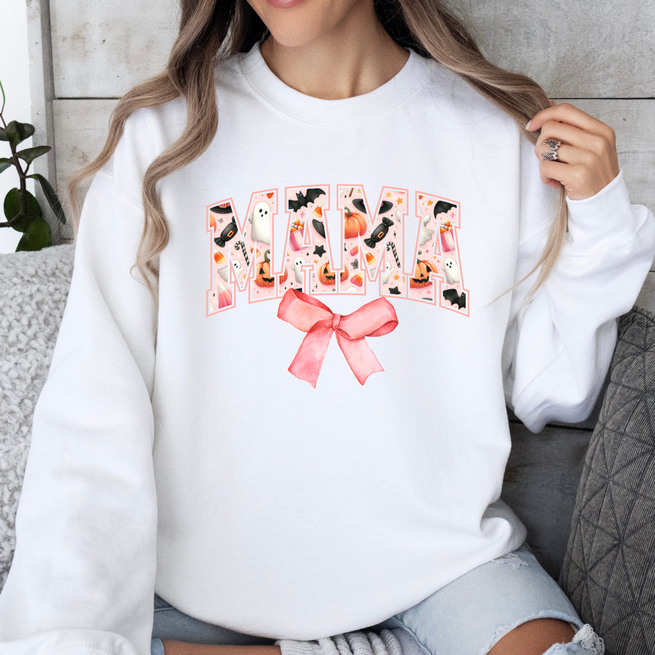 Spooky Mama – Halloween Fun for the Chic & Cozy Mama Sweatshirt