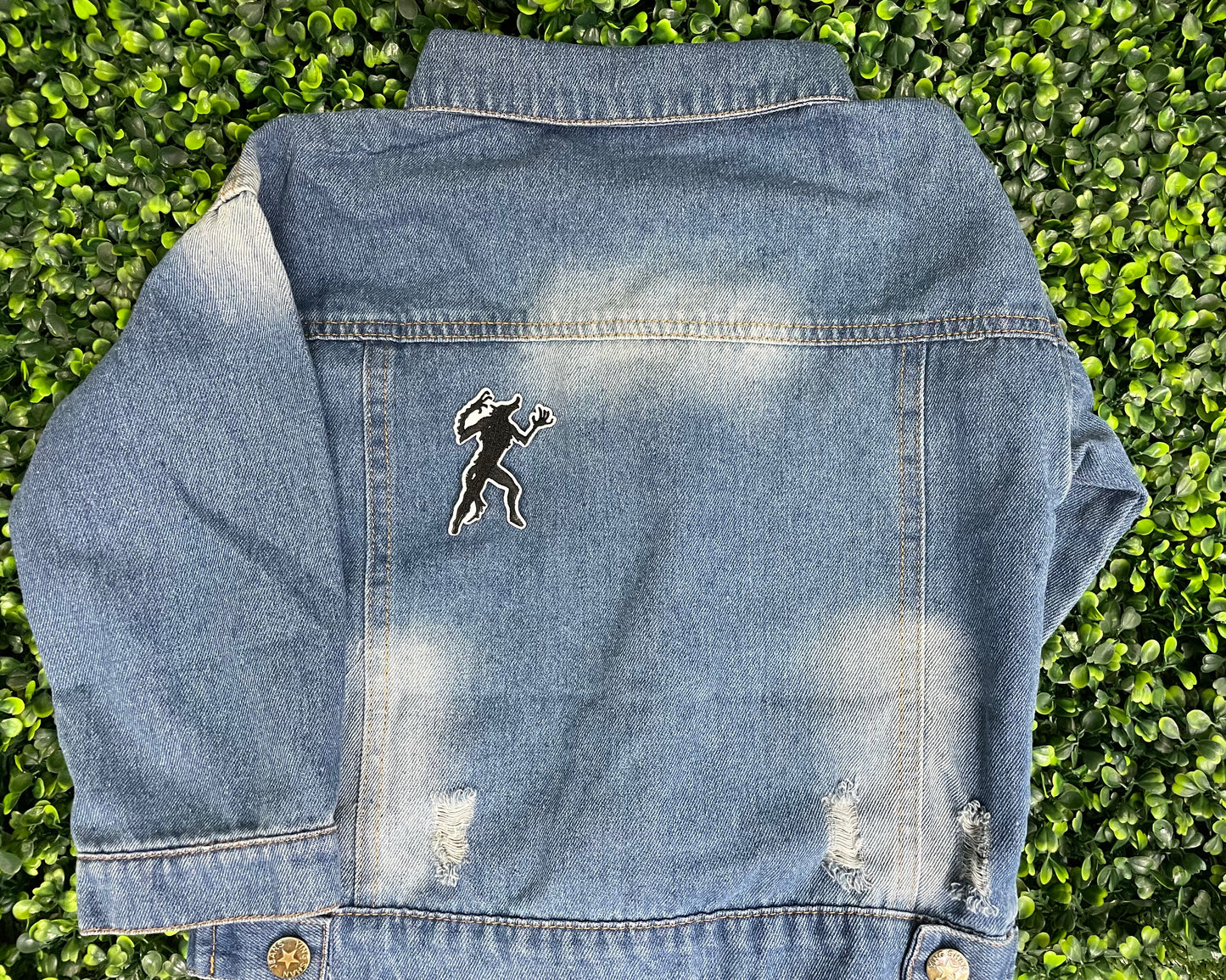 Werewolf Silhouette Embroidered Patch