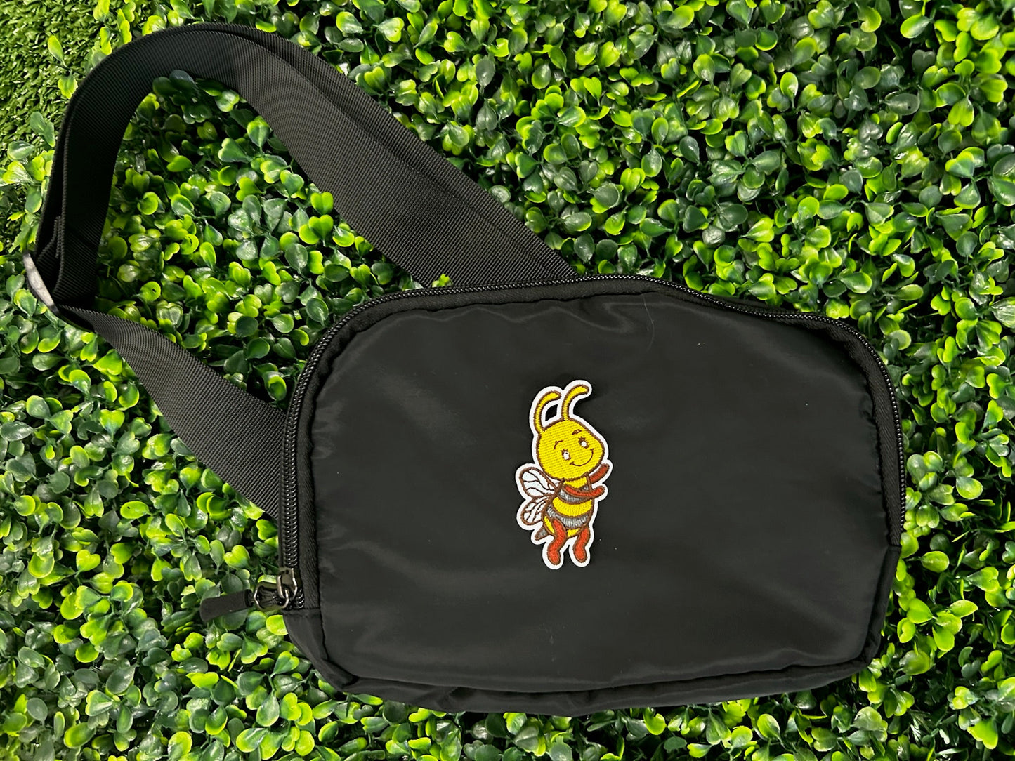 Cartoon Bee Embrolidered Patch