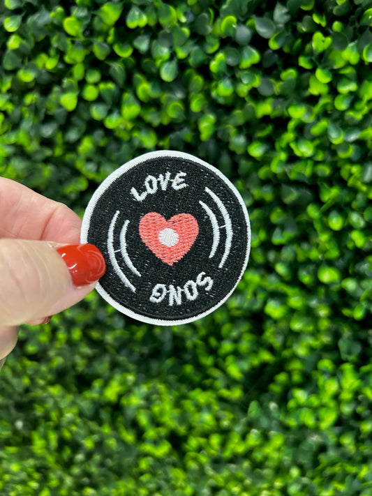 Love Song Embroidered Patch – Retro Vinyl Record Iron-On Patch