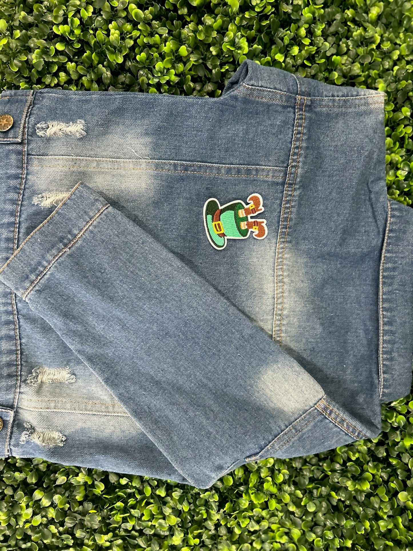 Leprechaun Legs in Hat Embroidered Patch